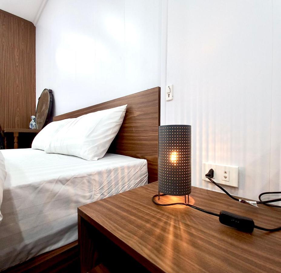 Amelie Homestay Hanoi Luaran gambar